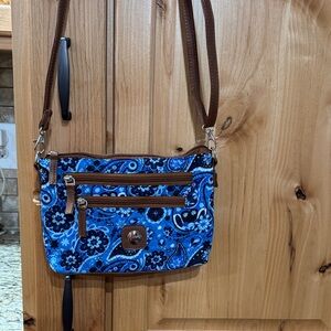 Stone Mountain Accessories Blue Paisley Floral Crossbody with Brown Trim